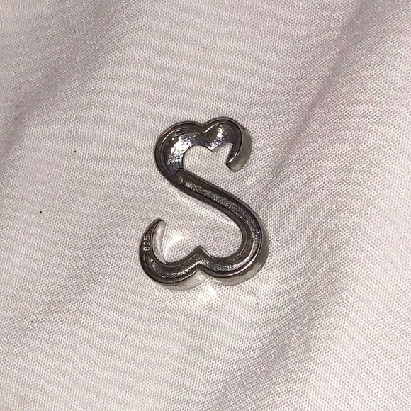 KAYS NECKLACE CHARM - Picture 3 of 3